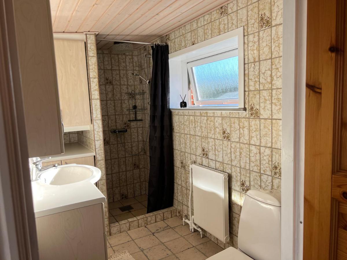 Hyggeligt Byhus Harboør Buitenkant foto